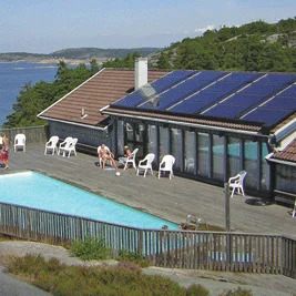 Safe, Clean & Free Energy
Solar Orbit vårt prisbelönta 
solenergi system som ger  
värme, kyla & elektricitet.
Du kan även ladda elbilen och värma poolen.